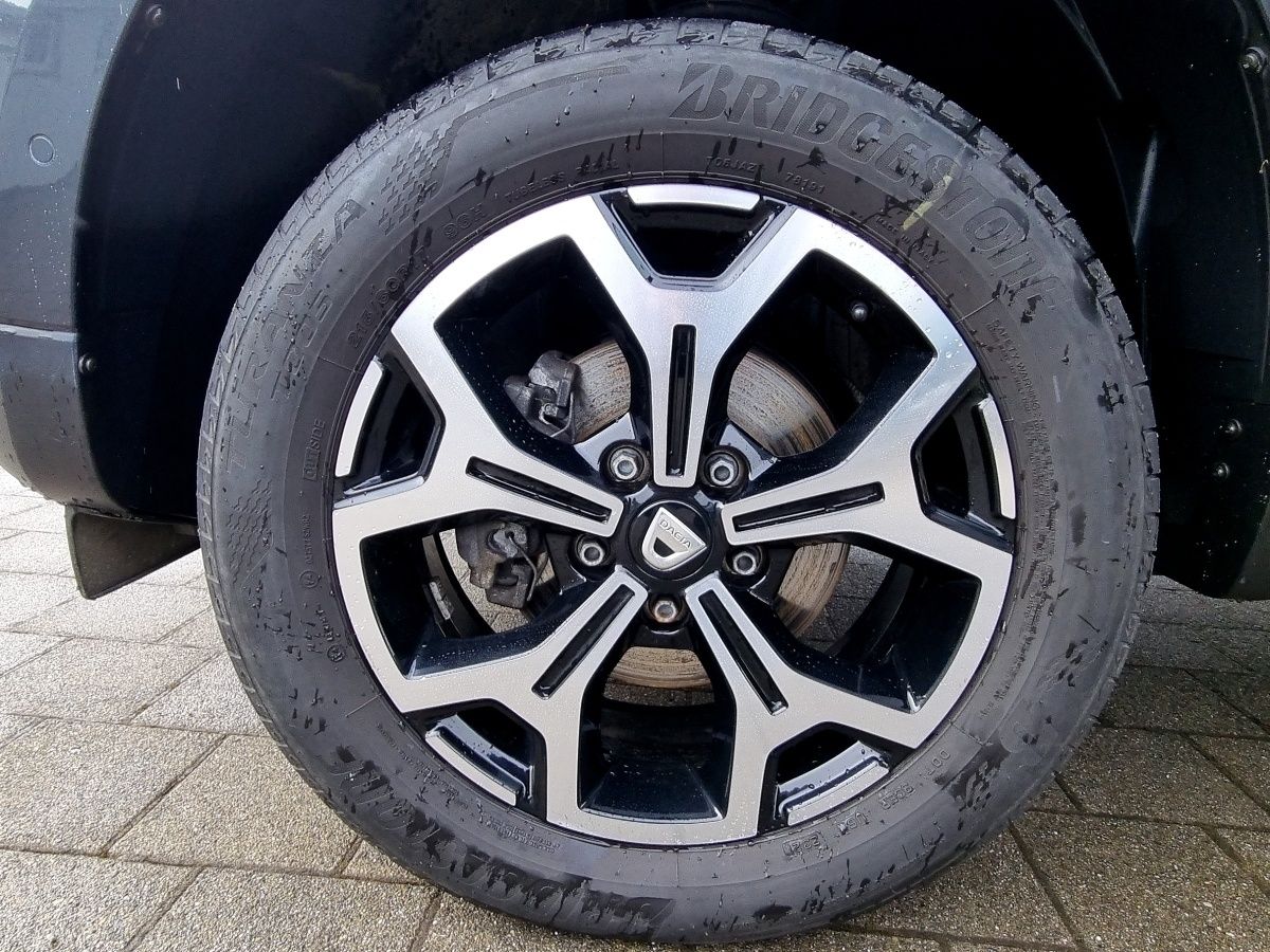 Fahrzeugabbildung Dacia Duster Prestige TCe 150