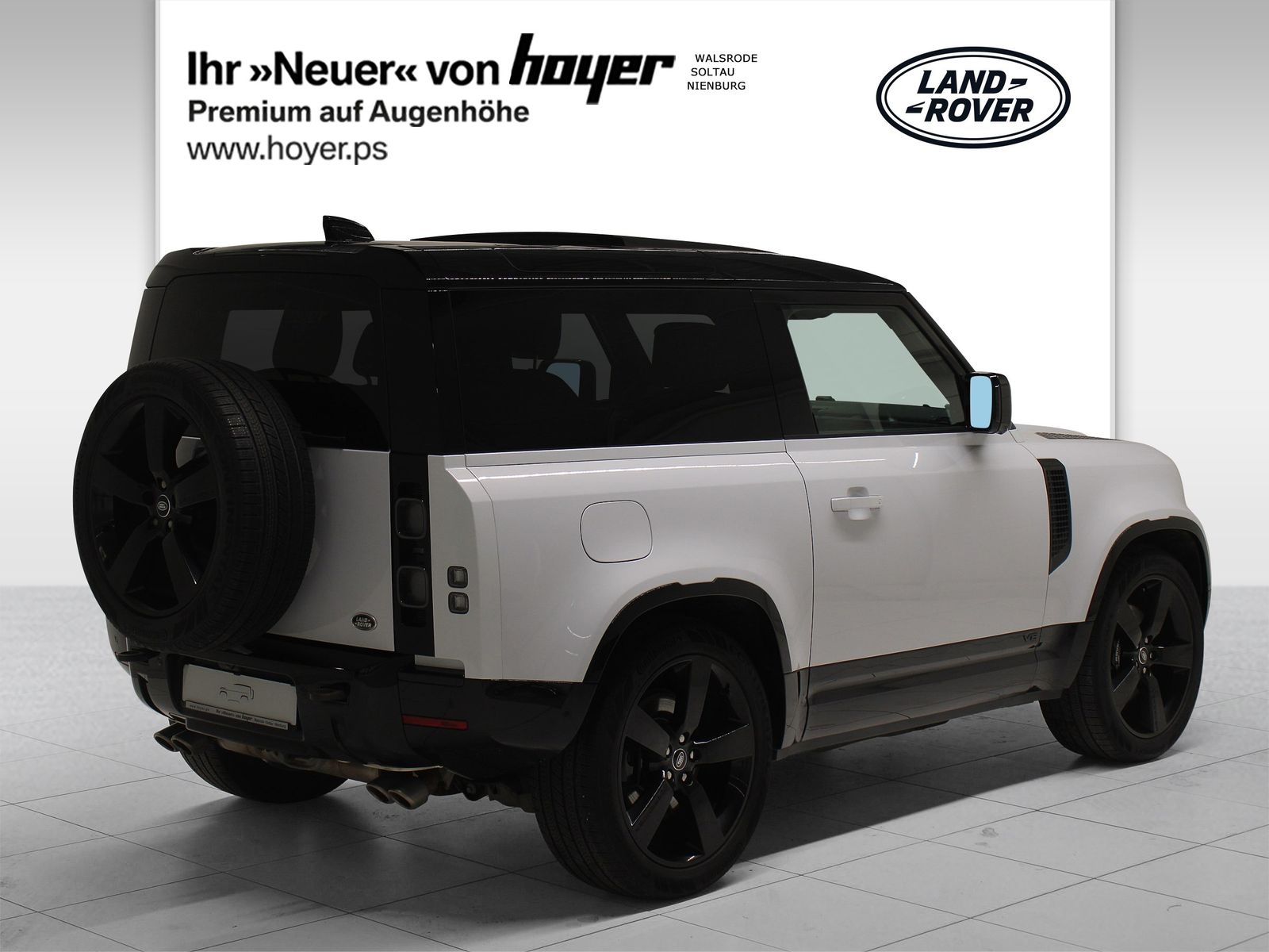Land Rover Defender 90 P525 V8 Black Pack foto 2