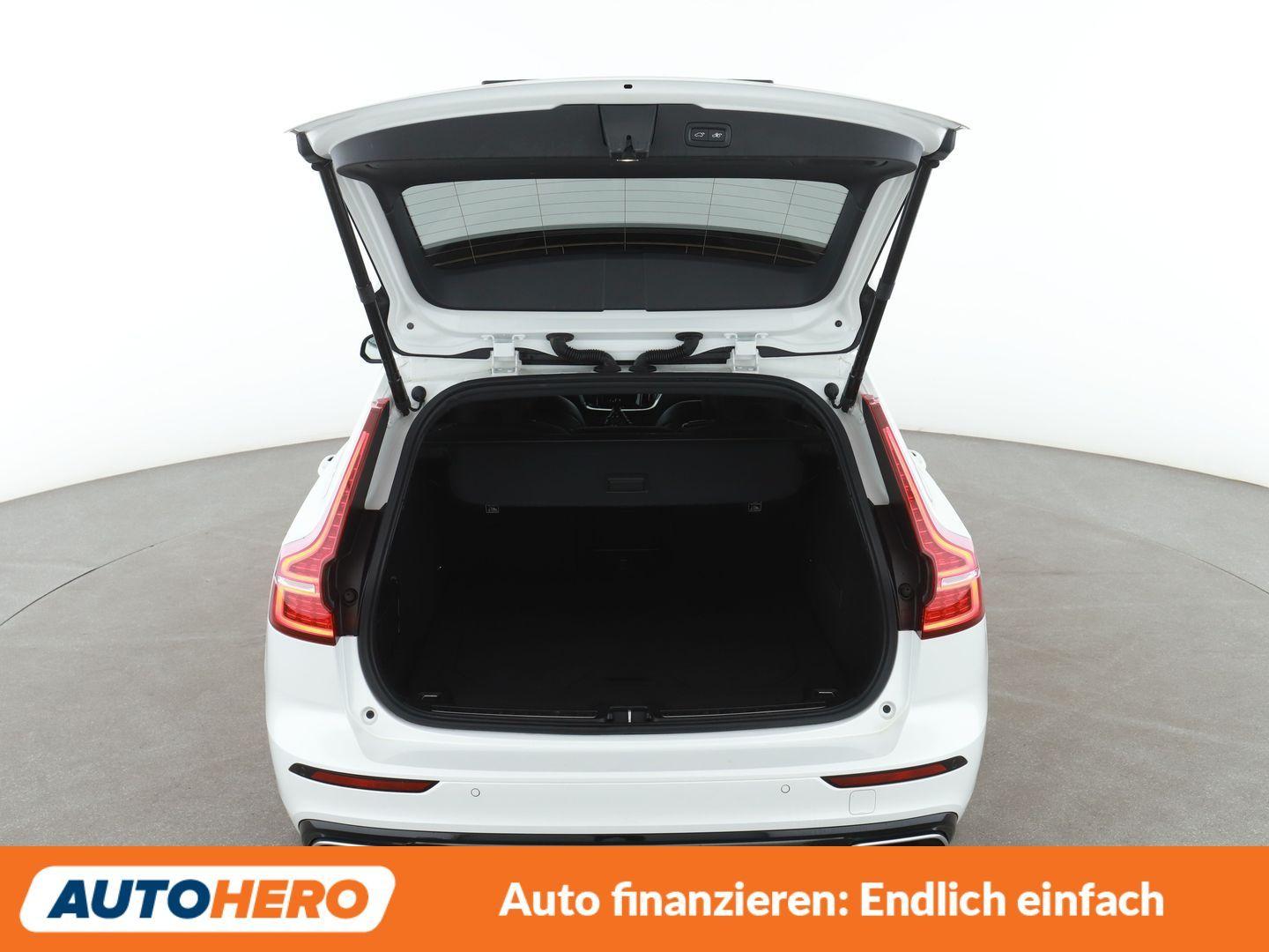 Volvo V60 2.0 T4 R-Design Aut.*NAVI*ACC*360CAM*HK*SHZ*