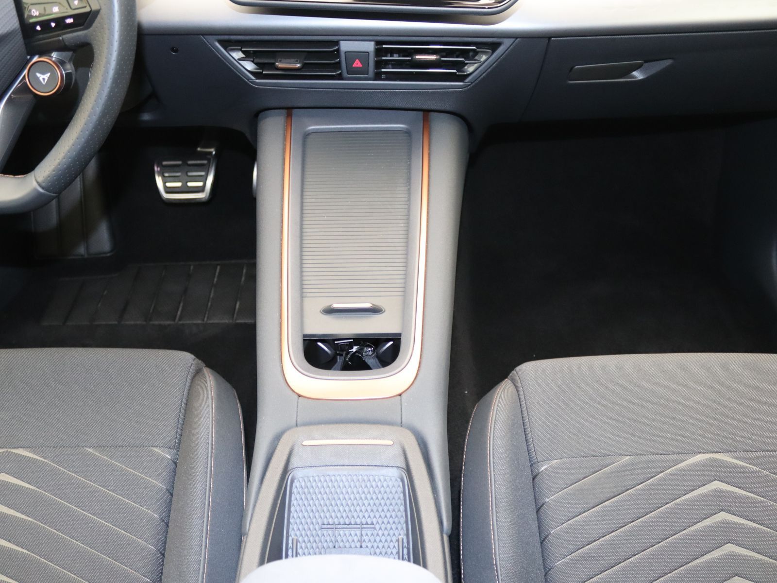 Cupra Born - Bild 11