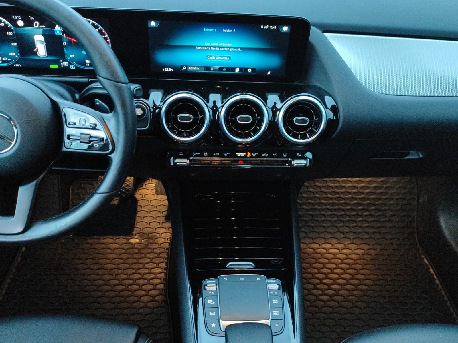 Fahrzeugabbildung Mercedes-Benz GLA 250 e*Navi*AHK*Kamera*SitzHZ*DAB*