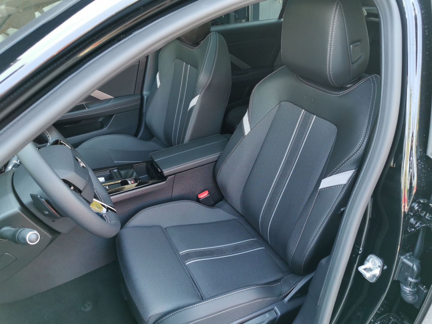 Fahrzeugabbildung Opel Astra GS Line Mild-Hybrid HUD Navi 360Kamera LED