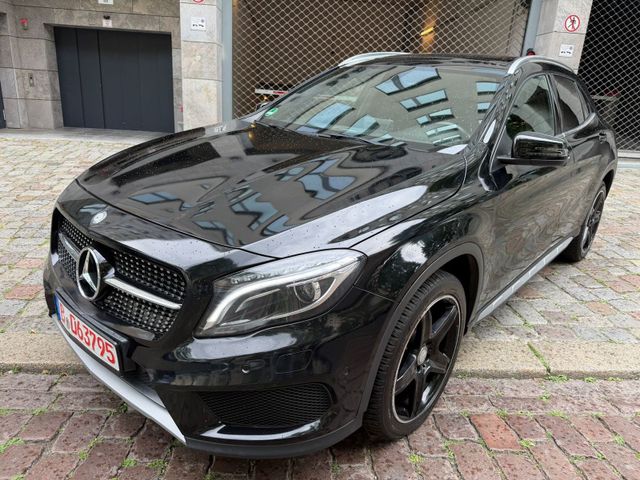 MERCEDES-BENZ Mercedes GLA 200d AMG PAKET
