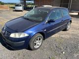Renault Megane II Lim. 3-trg. Avantage  TÜV Neu - Renault Megane aus 2006