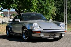 Fahrzeugabbildung Porsche 911 Turbo * Motor komplett neu *