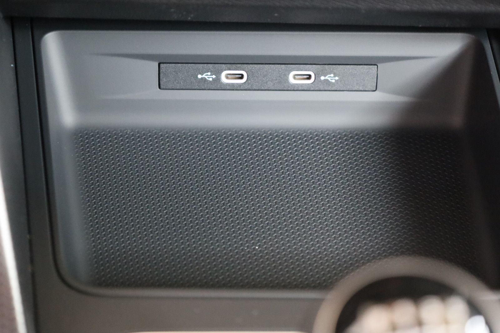 Fahrzeugabbildung SEAT Leon 1.5 TSI 85kW Style *Full-Link *Parklenk