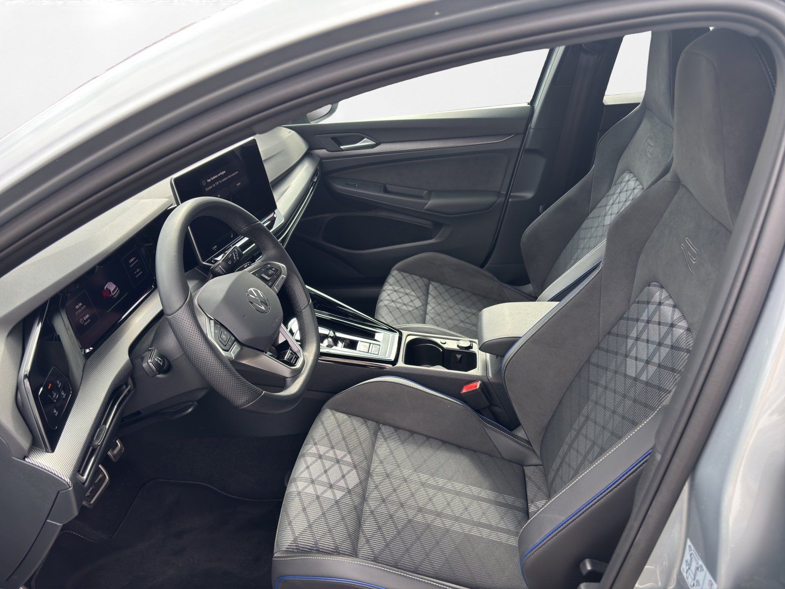 Volkswagen Golf - Bild 8