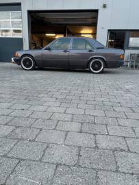 صورة 6 لـ 1985 Mercedes-BENZ E 280