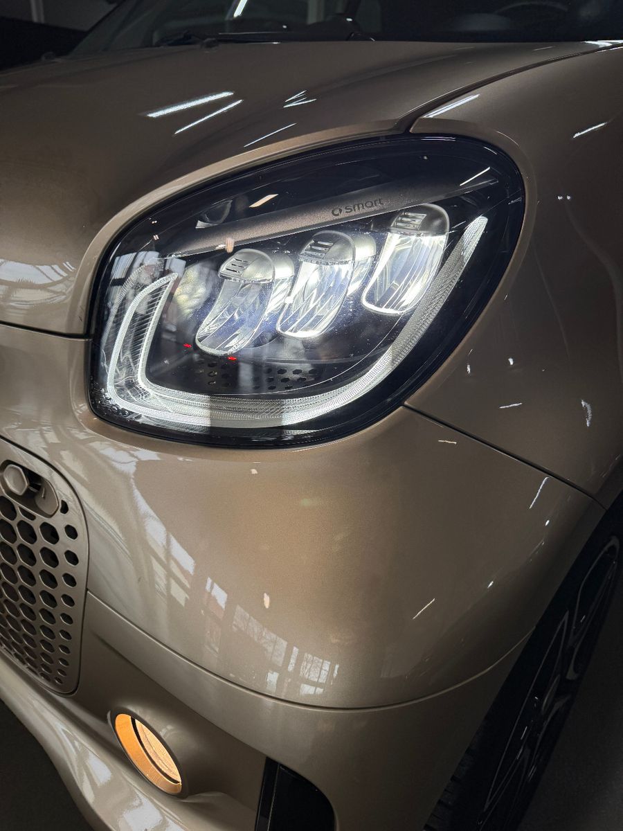 Fahrzeugabbildung Smart ForTwo Coupe EQ PRIME EXCLUSIVE ABSOLUT VOLL 22K