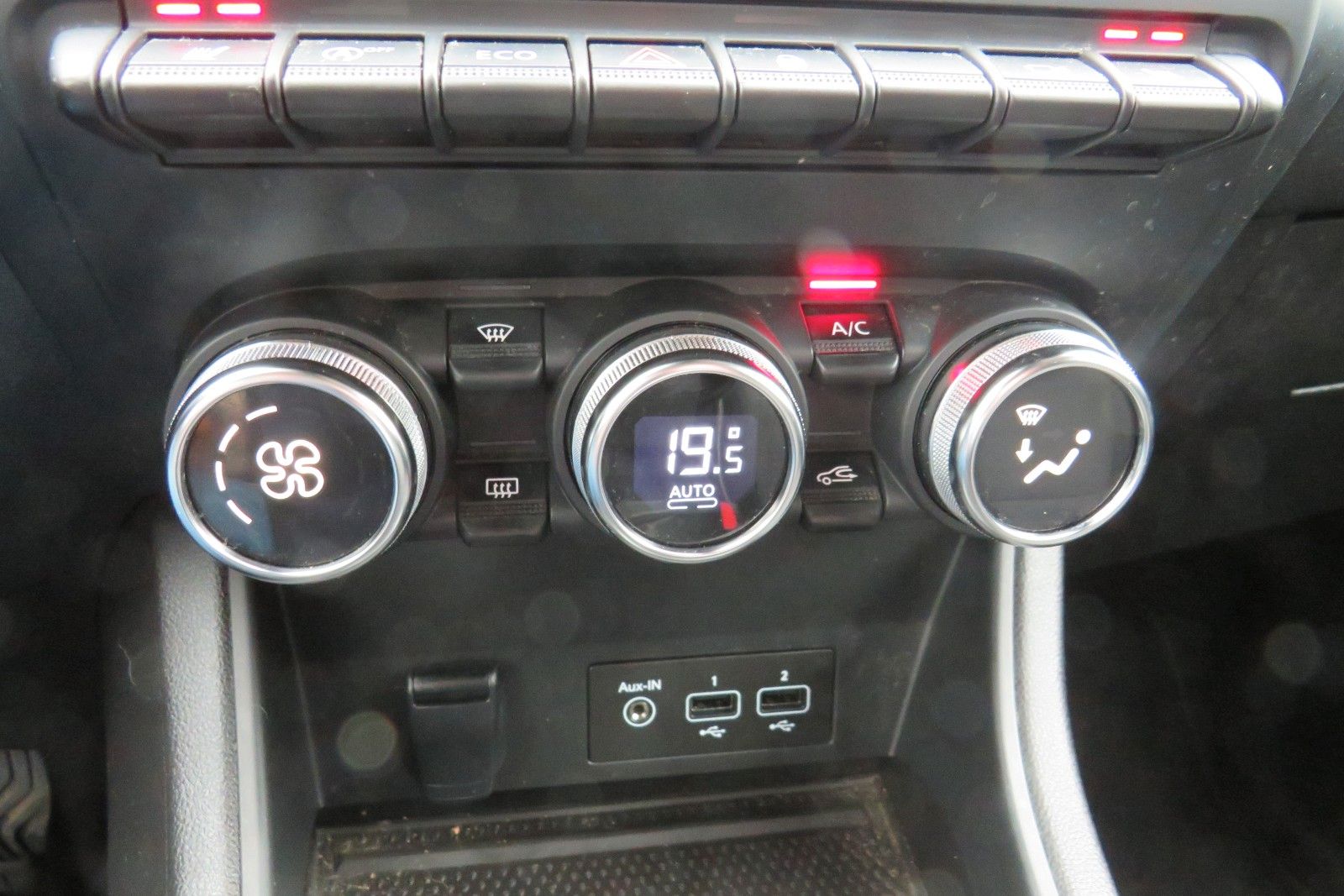 Fahrzeugabbildung Renault Captur II "INTENS" AHK NAVI 18` KAMERA SITZH.
