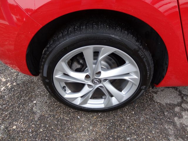 Fahrzeugabbildung Opel Astra K Lim/Dynamic/SitzH/PDC/Klima/150PS