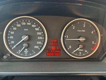 BMW 520 - 10