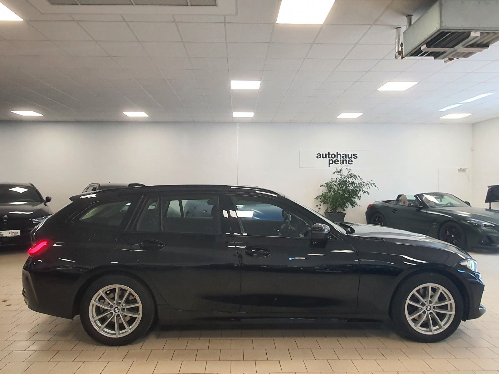 BMW 320i SAG/Navi/AHK/DrivAss&FernAss/Tempomat foto 11