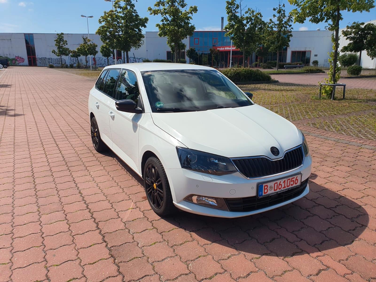 Skoda Fabia Combi 1,4TDI/AHK/KLIMAAUTOMATIK/HU 04.2028