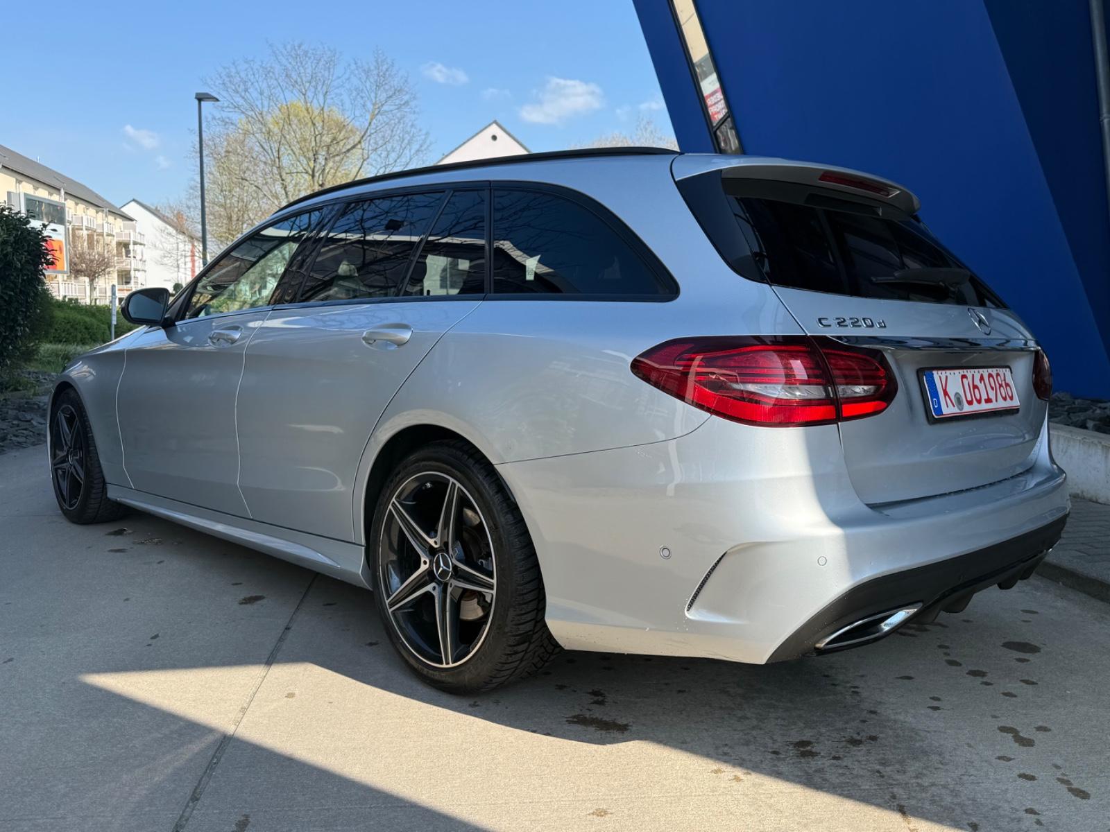 Mercedes-Benz C 220*AMG*CAM*COMAND*AHK*Widescreen*LEDER*LED*