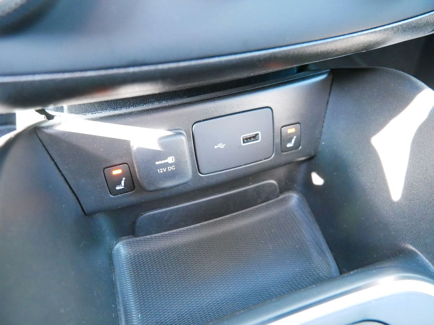 Fahrzeugabbildung Fiat Tipo HB 1.0 City Life Kamera SHZ Klimaautom. ALU