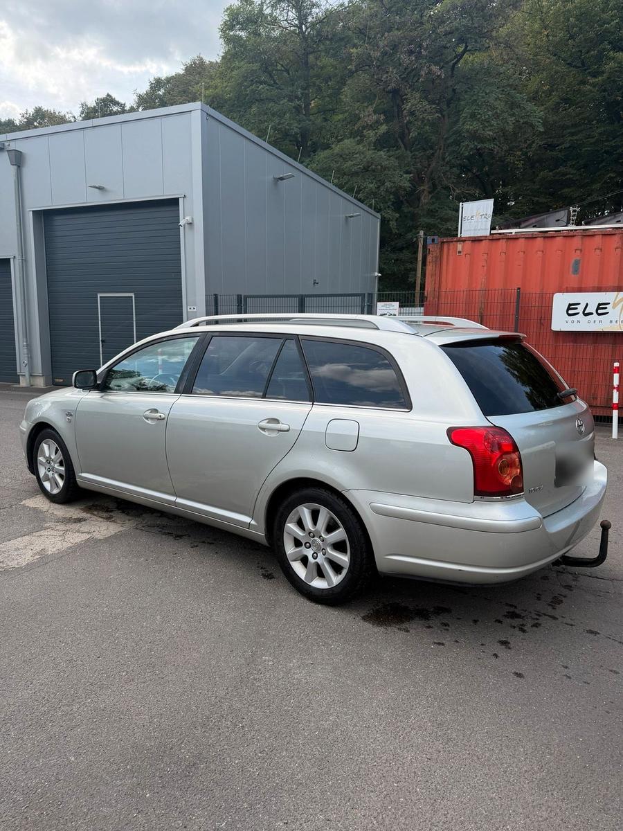 Toyota Avensis 2006 — photo 10