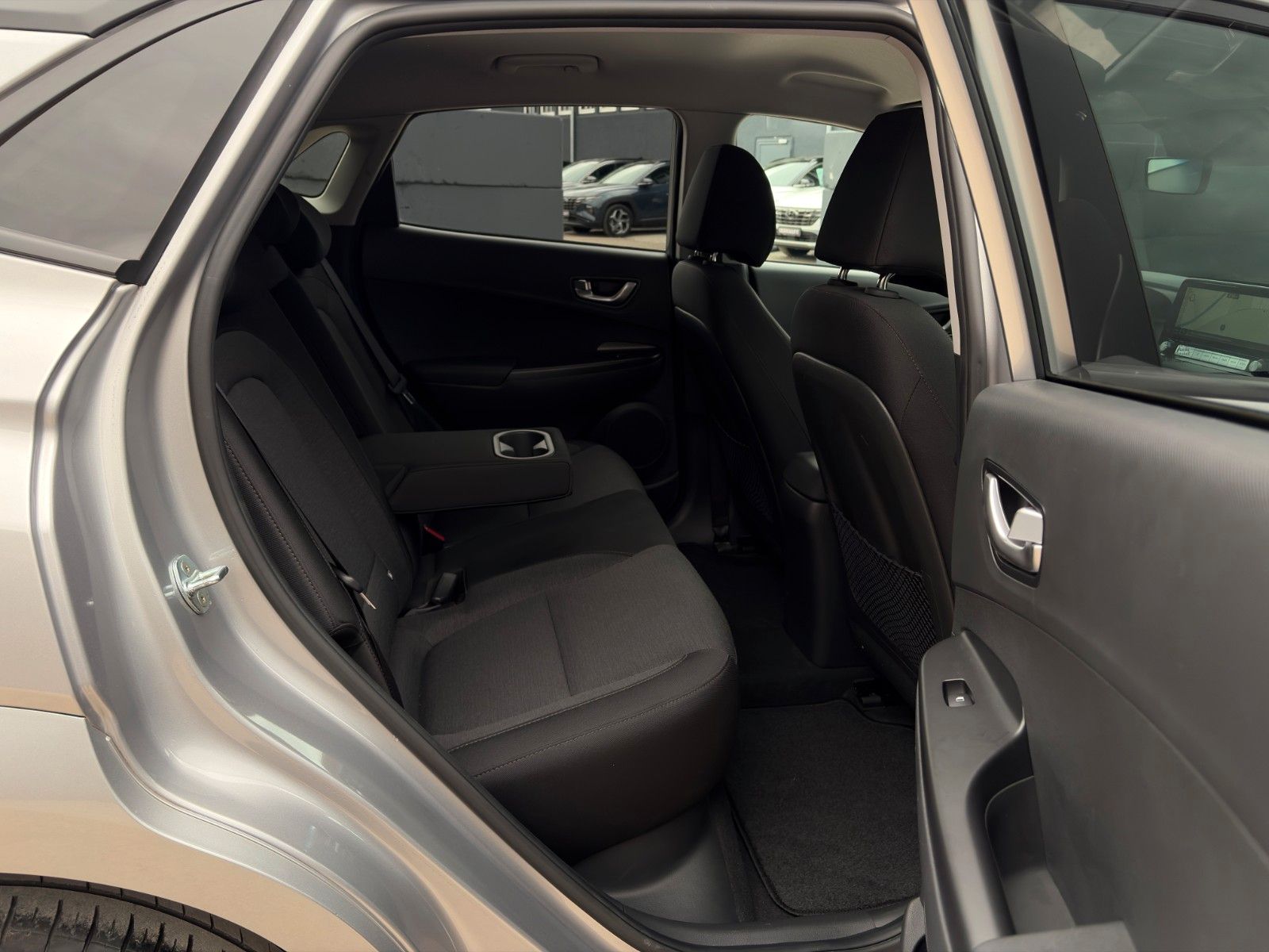 Fahrzeugabbildung Hyundai KONA E Edition 30 Wärmepumpe ACC CAM NAV CarPlay