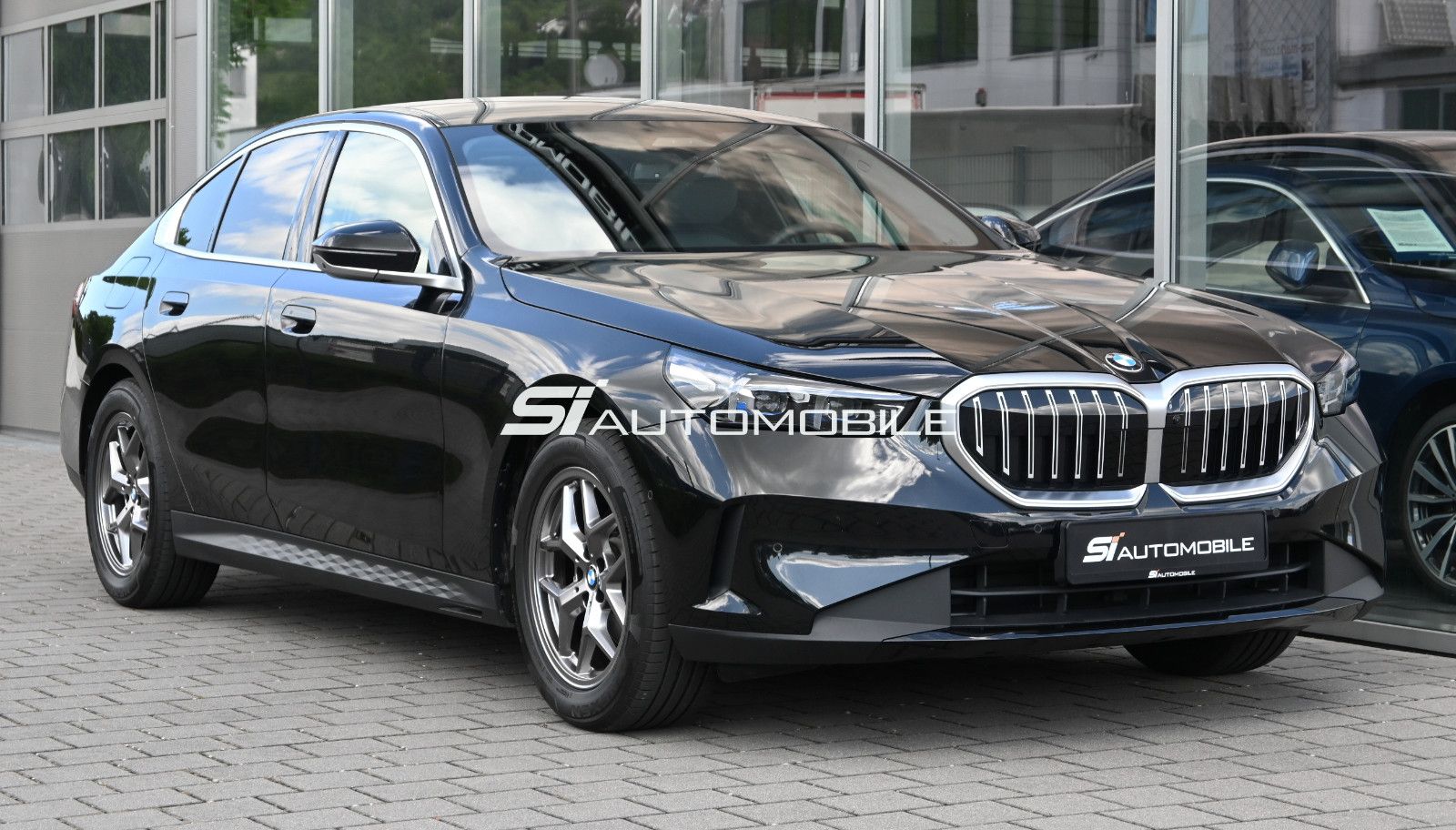 Fahrzeugabbildung BMW 520d xDr. °ACC°MERINO°STANDHEIZ°360°PANO°SITZBEL