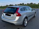 Volvo V60 D5 215 PS Robustmotor - gebrauchte Volvo V60 aus dem Jahr 2013