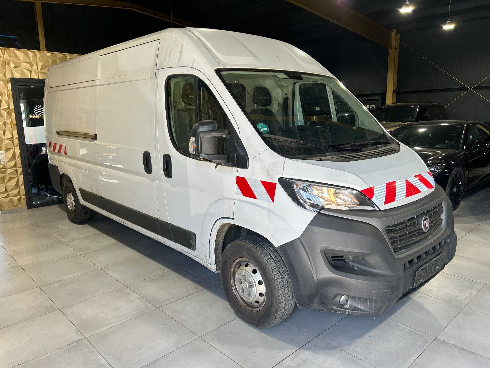 Fahrzeugabbildung Fiat Ducato Grossr.-Kasten 35 140 L4H2 RS: 4035 mm/3-