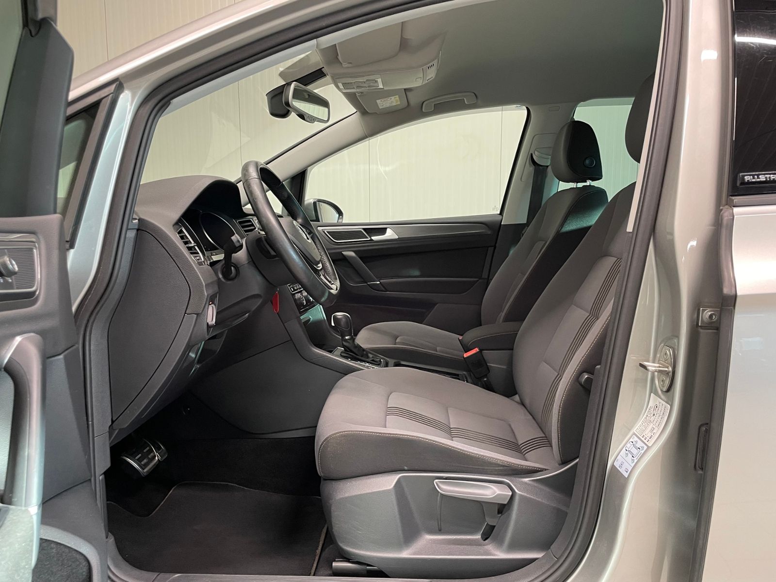 Golf Sportsvan Allstar 1.2 TSI DSG PDC SHZ NAVI