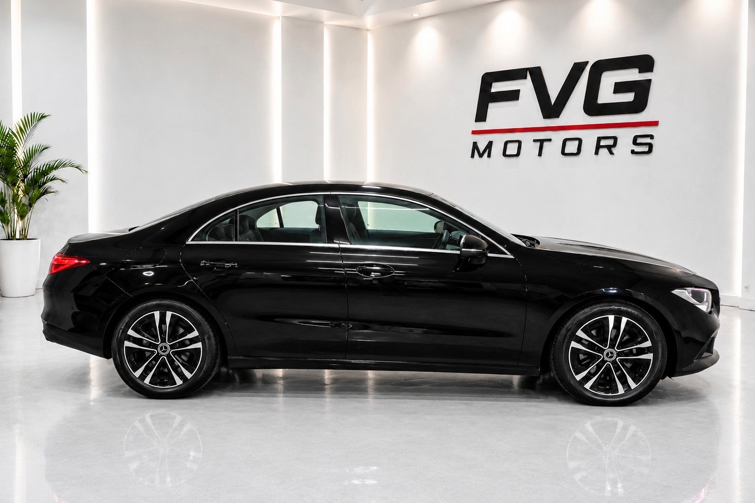 Mercedes-Benz CLA 180 Kamera 360° foto 4