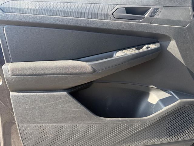 Caddy Basis 2.0 TDI Navi DAB SHZ