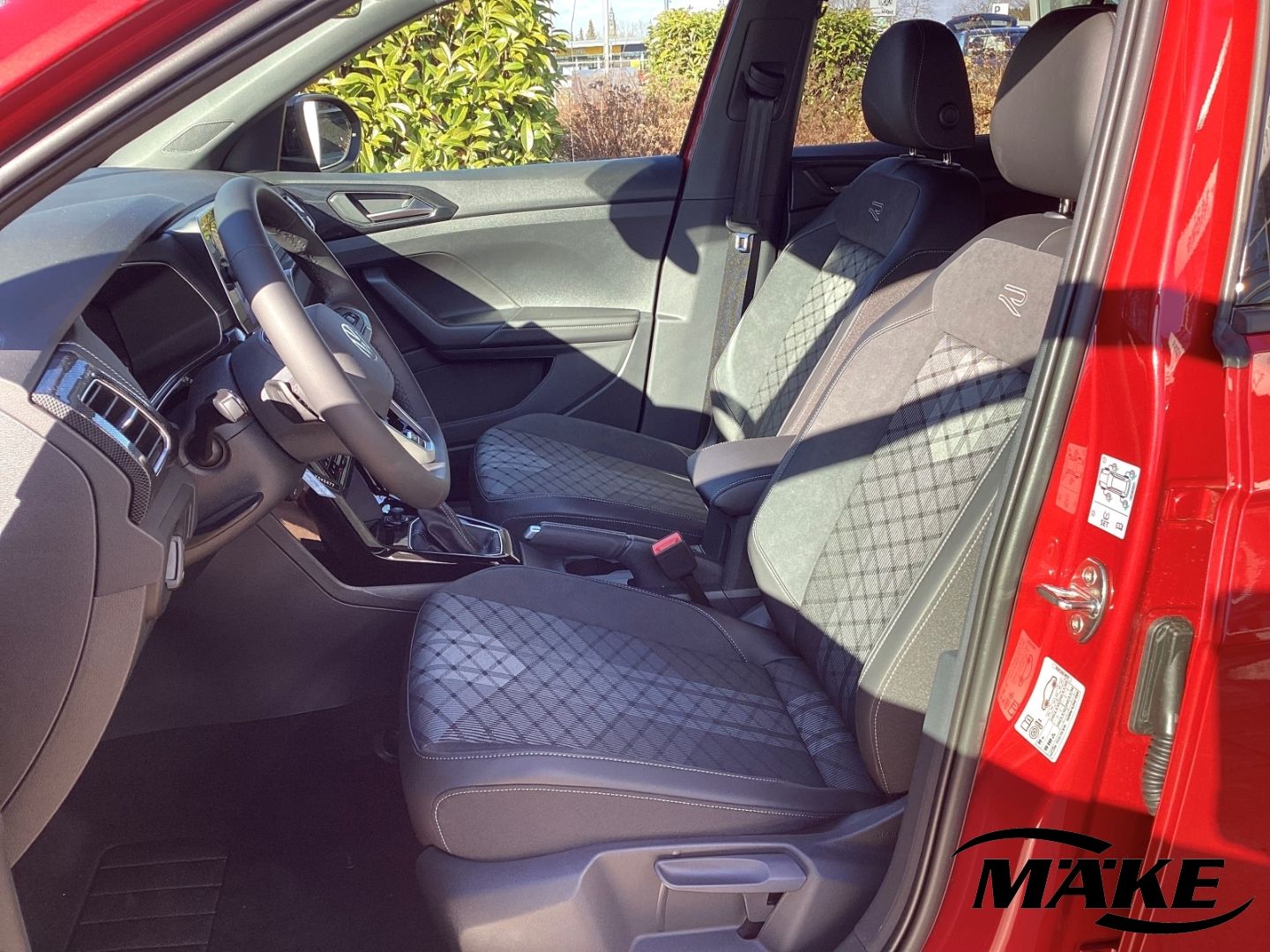 T-Cross R-Line 1.0 TSI DSG ACC RFK LED SHZ APP