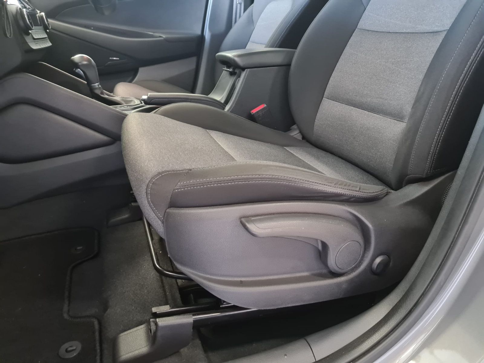 Fahrzeugabbildung Hyundai Tucson Trend 2WD / LED / KRELL / DAB / KAMERA