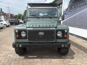 Fahrzeugabbildung Land Rover Defender 110 E Station Wagon