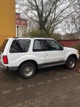 Ford Explorer - Ford Explorer in Frankfurt (Main)