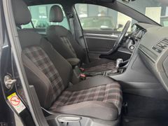 VW Golf VII Lim. GTI Performance /LED/virtual