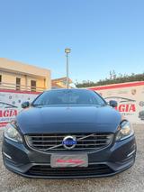 Volvo S60 D5 AWD Geartronic Momentum - Volvo S60 Momentum mit Diesel-Antrieb