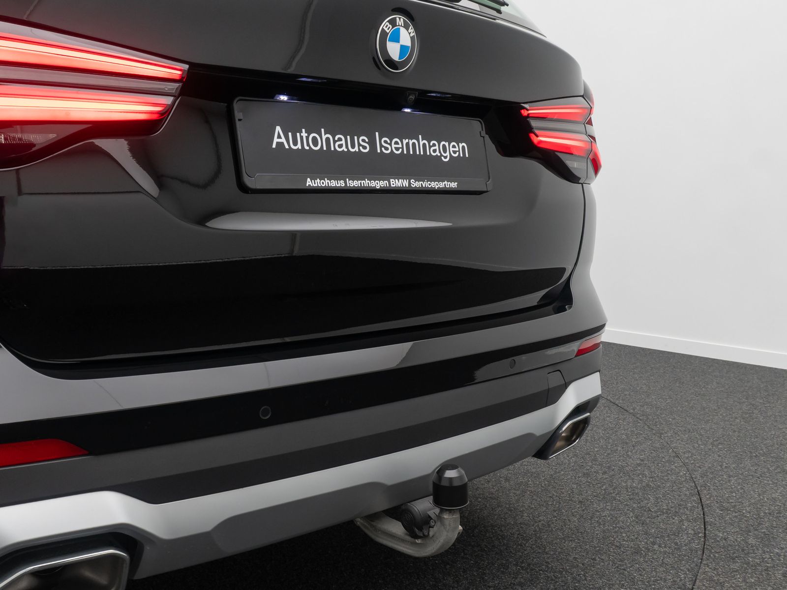 Fahrzeugabbildung BMW X3 xD20d AHK Kamera DAB Leder Sportsitz 18Zoll