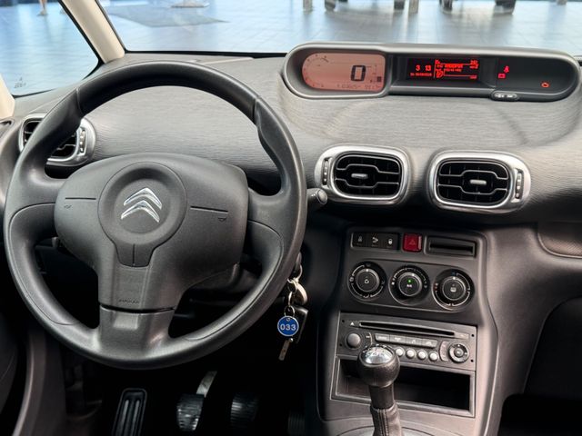 Fahrzeugbild 12