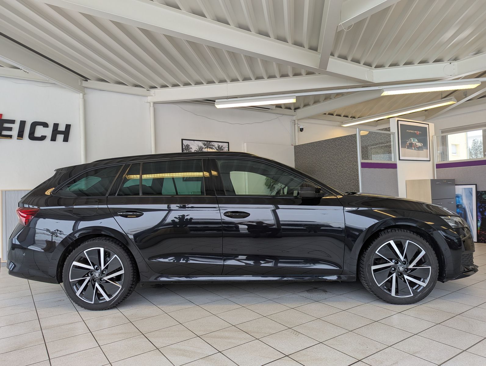 SKODA Octavia 1.5 TSI Sportline Pano Martix AHK 5J-Gar - Image 8