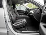 Volvo XC60 B4 Plus Dark SOUNDSYSTEM (HARMAN/KARDON) - Volvo XC60: 4.4