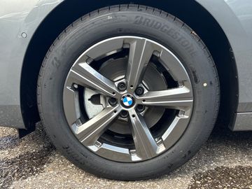 BMW 225e xDrive HK HiFi DAB LED RFK Komfortzg. Shz