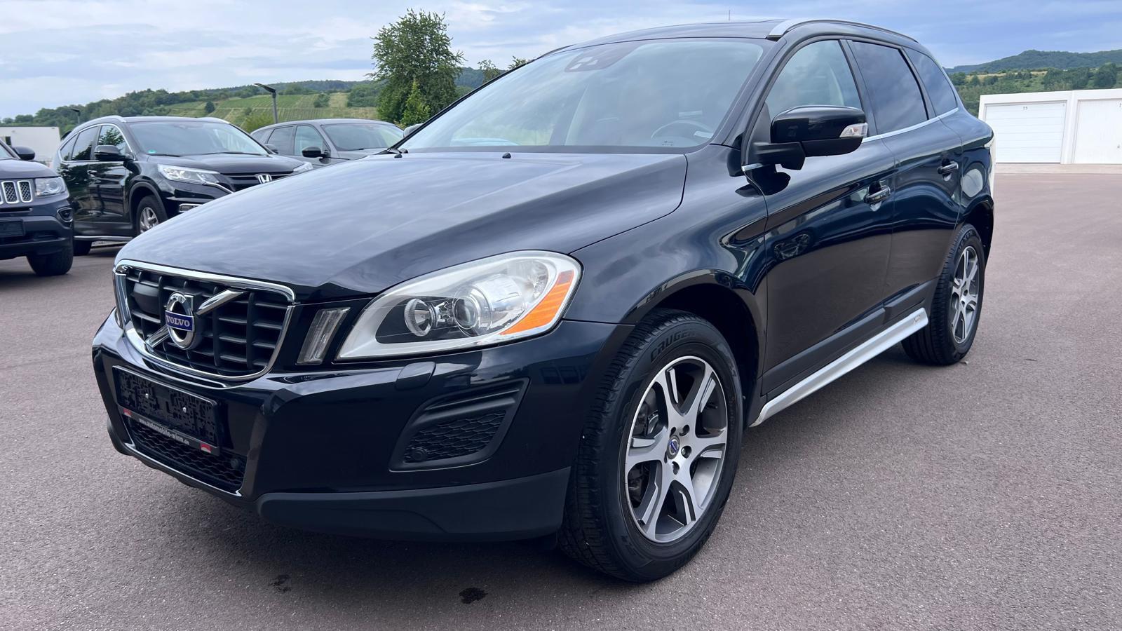 Volvo XC 60 D5 Summum AWD ***TÜV NEU***