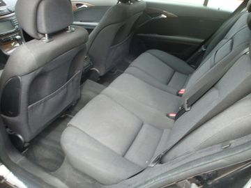 Mercedes E 280 - 10
