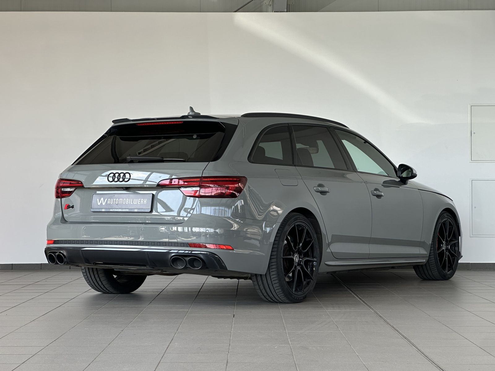 Audi S4 Avant 3.0 TDI quattro|NAVI|AHK|MASSAGE|ACC|BO foto 4