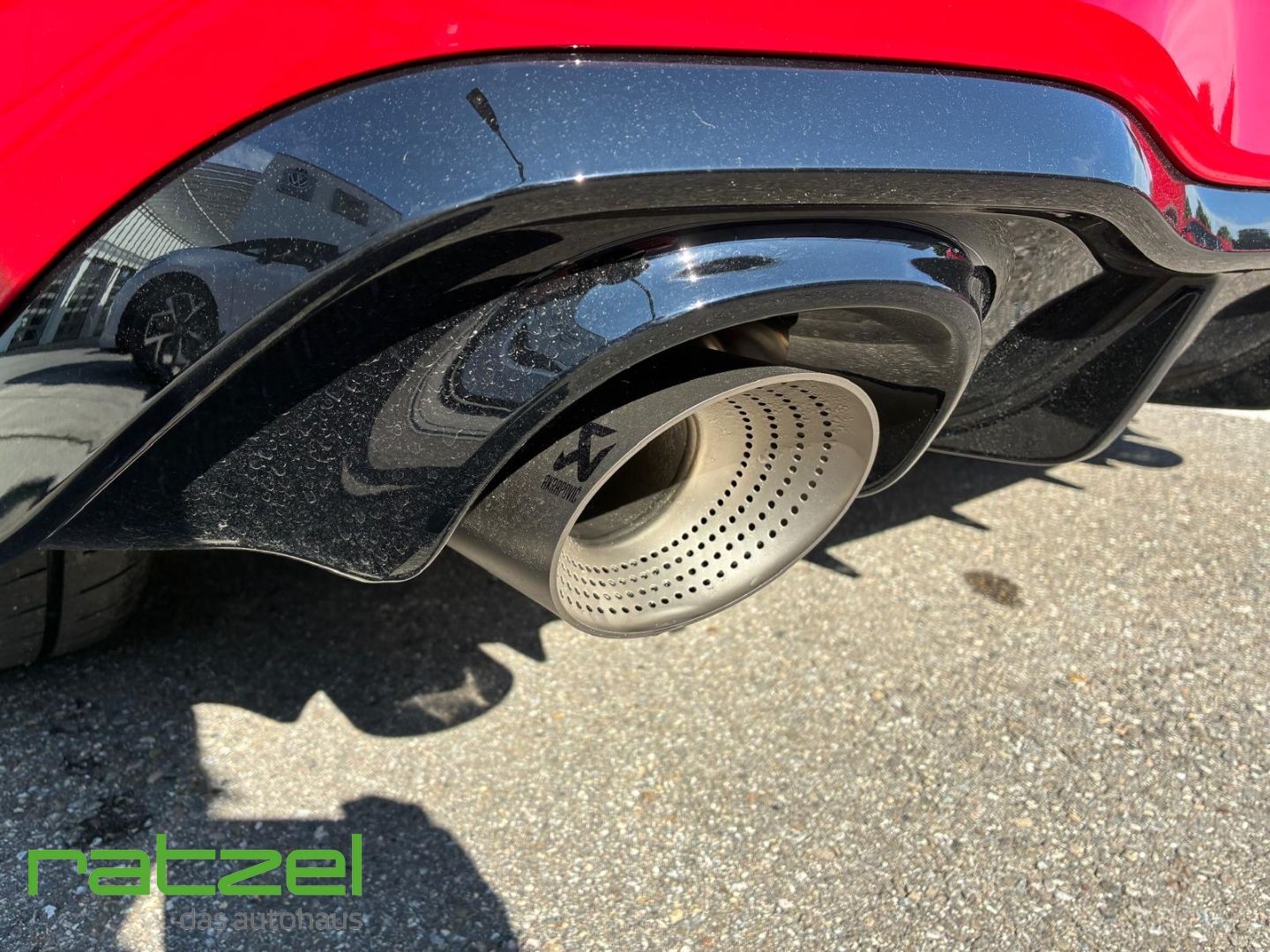 Fahrzeugabbildung Volkswagen Golf GTI 2.0 TSI 325PS Edition50 Perform+H&K