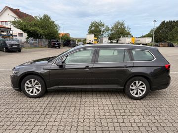Volkswagen Passat Variant - 4