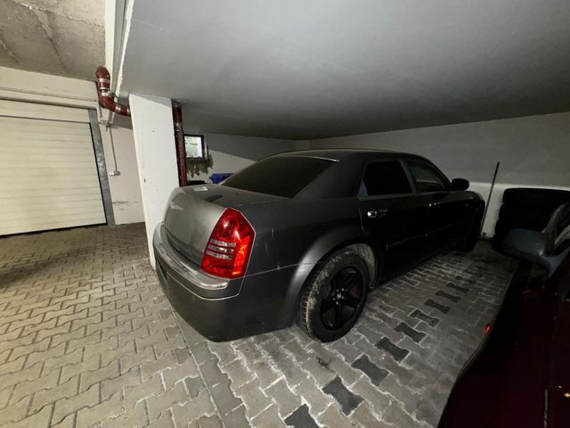 Chrysler 300c Limo