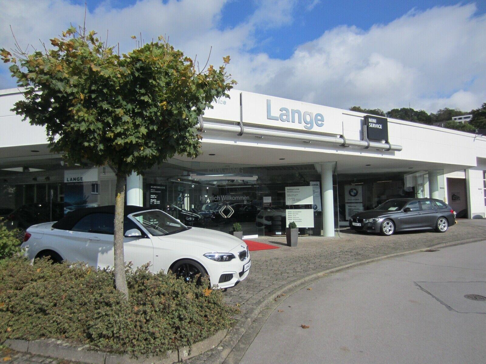 showroom-image-main