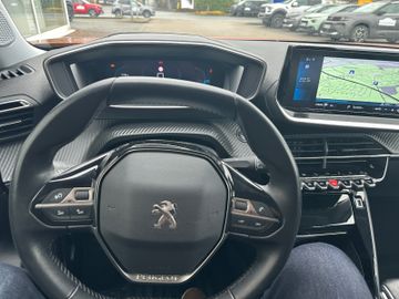 Peugeot 2008 PureTech 130 Allure | AHK - RCam - Navi