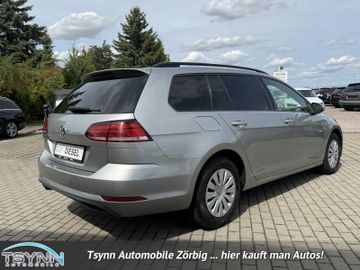 Volkswagen Golf - 5