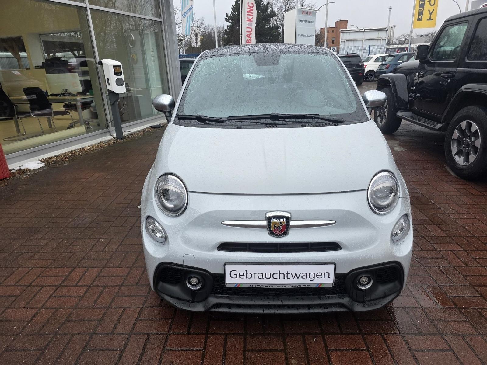 Abarth 595 MY22 595 Turismo 1.4 T-Jet 165PS - AUTOMATIK