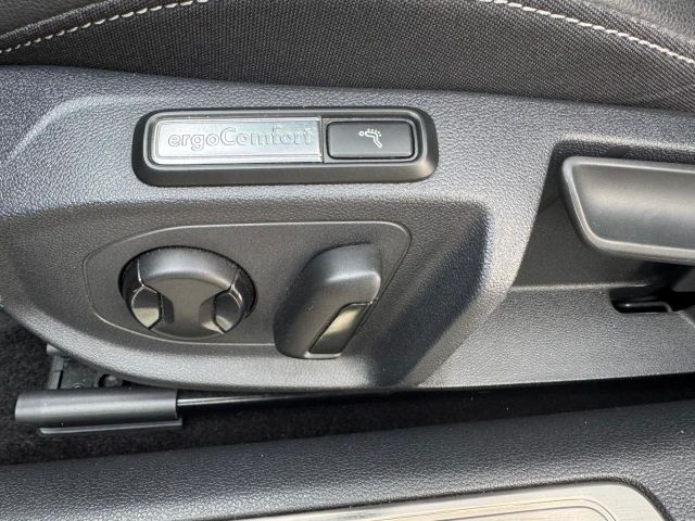 ARTEON SHOOTINGBRAKE 2.0 TDI R-LINE+AZV+IQ.LIGHT